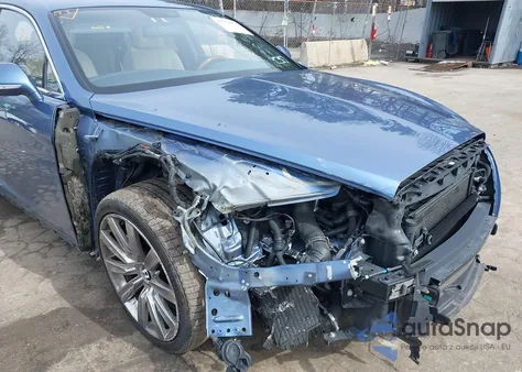 2015 Bentley Flying Spur W12 z USA, uszkodzony, nr VIN SCBEC9ZA0FC041235